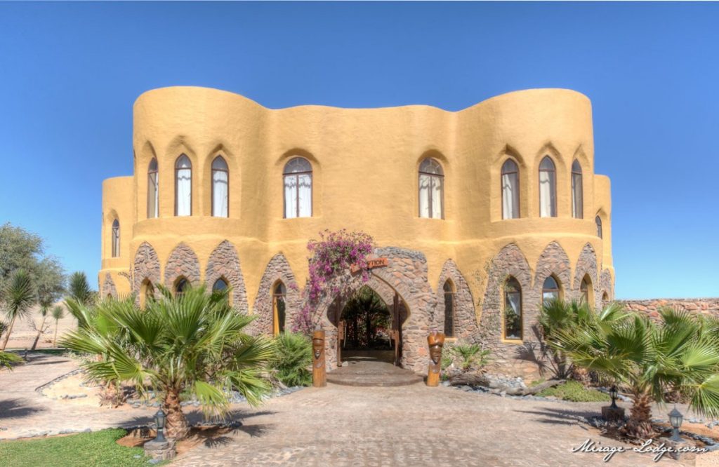 Le-Mirage Resort & Spa